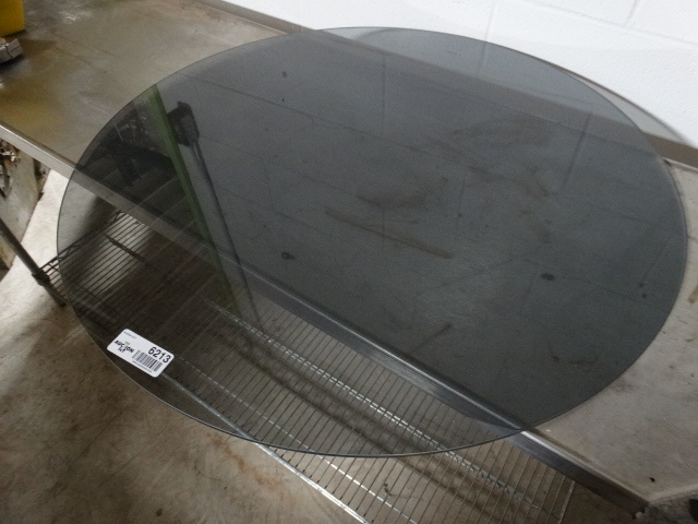 lot 6213 image: Round glass top for a table.. 30.