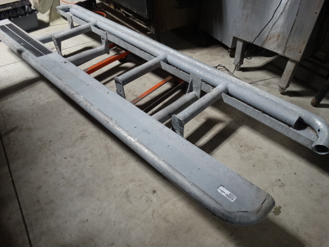 lot 6221 image: A set of running boards.