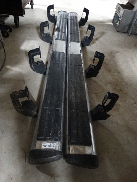 lot 6222 image: A set of running boards.