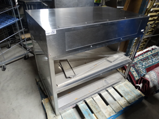 lot 6237 image: Gold Medal 2 tier staging cabinet. Model number 2855. No cord.