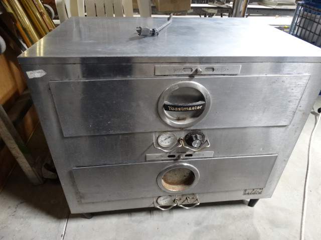 lot 6247 image: Toaster master bun and chip warmer, does work.