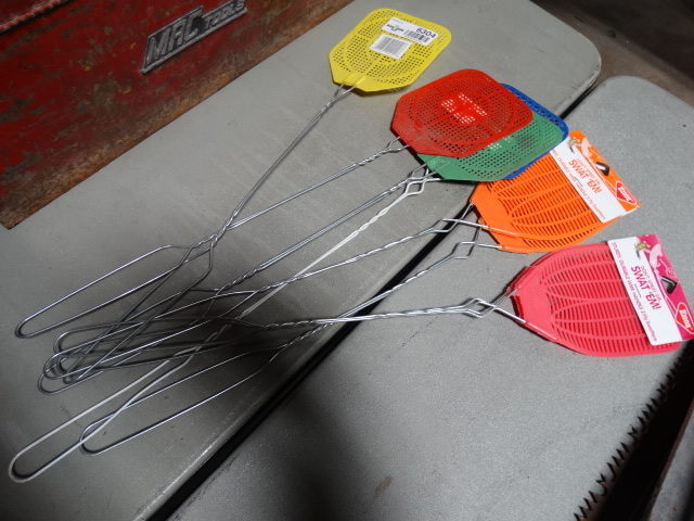 lot 6304 image: Lot of new fly swatters.