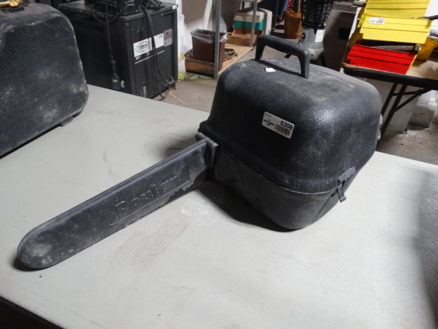 lot 6308 image: Poulan pro pp4218av gas chain saw 42cc 18 in case.