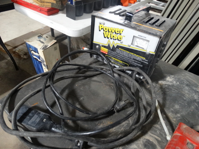 lot 6330 image: Powerwise 36 volt battery charger.