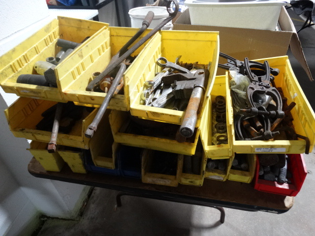 lot 6333 image: Large lot of part bins with contents.
