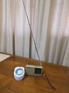 lot 119 image: BellHowell 9-Band World Receiver Radio & Timex Time Now Timer