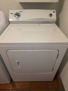 lot 147 image: Kenmore Electric Dryer with Auto Dry