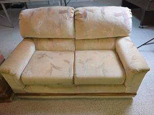 lot 215 image: Cream Colored Upholstered Loveseat (Matches Lot 218)