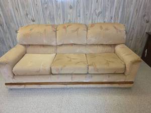 lot 218 image: Cream Sectional Sofa with Wood Trim Matches Lot 215