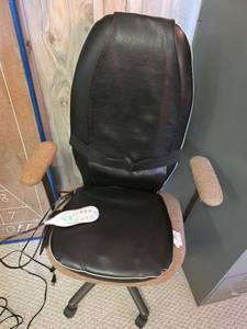 lot 224 image: Homedics Shiatsu Massage Cushion with Heat
