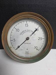 lot 300 image: General Electric Exhaust Pressure Gauge