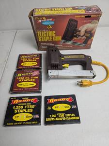 lot 317 image: Arrow ETN-50 Electric Staple Gun with Staples