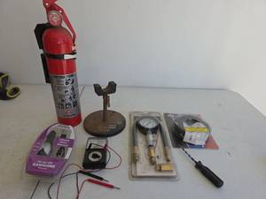 lot 379 image: Testing & Safety Equipment