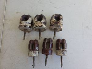lot 395 image: Brown Ceramic Electrical Insulators Set