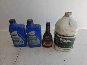 lot 396 image: Automotive Oil and Lubricant Collection