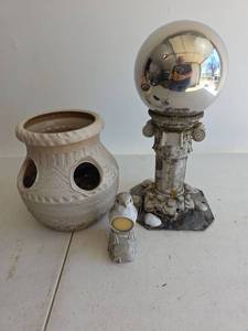 lot 401 image: Garden Decor Collection - Bird, Gazing Ball and Planter