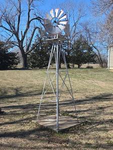 lot 429 image: 8ft Decorative Garden Windmill