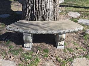 lot 431 image: Curved Concrete Garden Bench (3pc)
