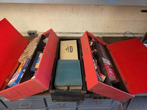 lot 505 image: Vintage Television Repairmans Kit
