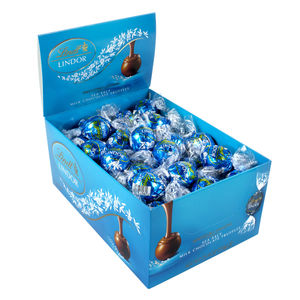 lot 1551 image: Lindt LINDOR Sea Salt Milk Chocolate Truffles, Milk Chocolate Candy with Smooth, Melting Truffle Center, Great for gift giving, 25.4 oz, 60 Count