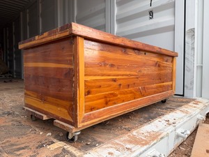 lot 3154 image: Cedar Chest on Castors - One Board Missing from bottom, Nice chest with Lid
