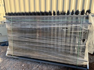 lot 3053 image: Unused LOT OF 8 - SD LANCH Iron Fence (IRIF)