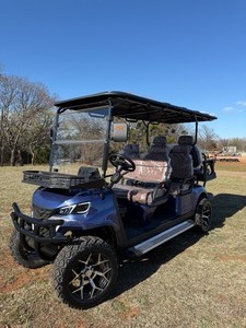 lot 3037 image: Unused SD LANCH Golf Cart (SDLGC100) - Rare Blue Color- You will be the King of the Golf Cart Scene with this rig for sure