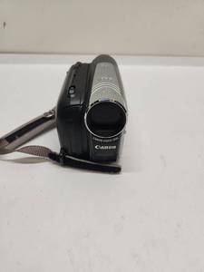 lot 60 image: Canon ZR950 Digital Camcorder