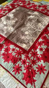 lot 1013 image: Handmade Quilt - 38 x 38