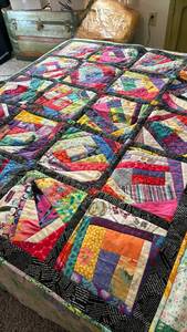 lot 1035 image: Handmade Quilt - 50 x 40