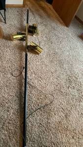 lot 1050 image: Adjustable Floor Lamp with Multiple Brass Heads