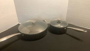 lot 1119 image: Speckled Non-Stick Cookware Set - Saute Pan and Sauce Pot