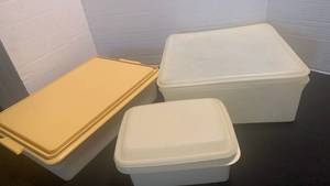 lot 1137 image: Tupperware storage containers