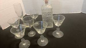 lot 1142 image: Decanter and drinking glasses