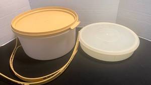 lot 1151 image: Tupperware cake holder and more