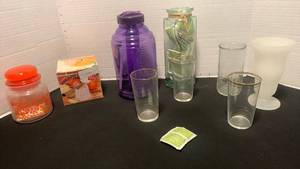 lot 1168 image: Vintage jar, travel jug, tea, onion bloom maker drinking glasses