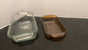 lot 1182 image: Small glass loaf pans