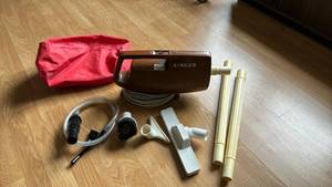 lot 1240 image: Singer small hand held Vacuum Cleaner with Attachments