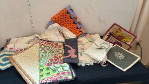 lot 1300 image: Hand embroidery, crochet and quilting pieces