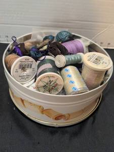 lot 1428 image: Thread