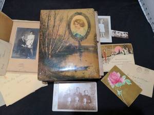 lot 1483 image: Vintage Victorian-era celluloid photo album