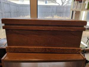 lot 1509 image: Primitive Carpenters toolbox