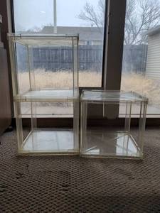 lot 1511 image: Clear acrylic cubes