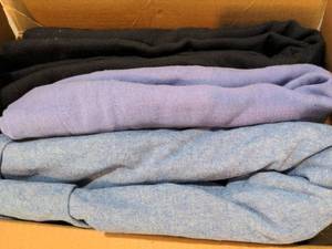 lot 1527 image: Cloth remnants lot 28
