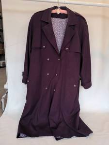 lot 1568 image: Purple handmade trench coat xxxl