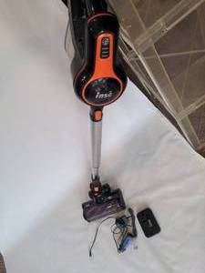 lot 1571 image: Inse stick vacuum,  works