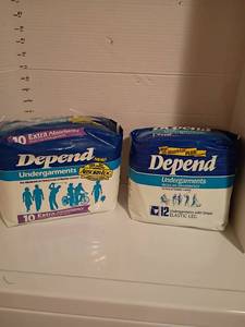 lot 1609 image: Depends Undergarments WITH Elastic Leg