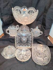 lot 1732 image: Cut Glass Assortment