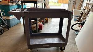 lot 2101 image: Storehouse 2-Shelf Utility Cart