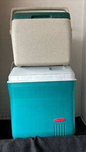 lot 2112 image: Two coolers